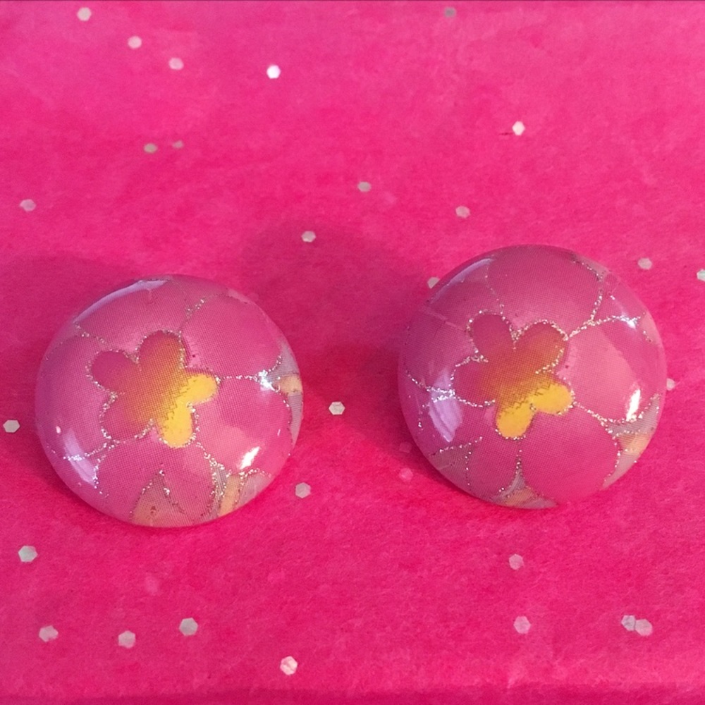 Vintage Pink Flower Clip On Earring w Glitter